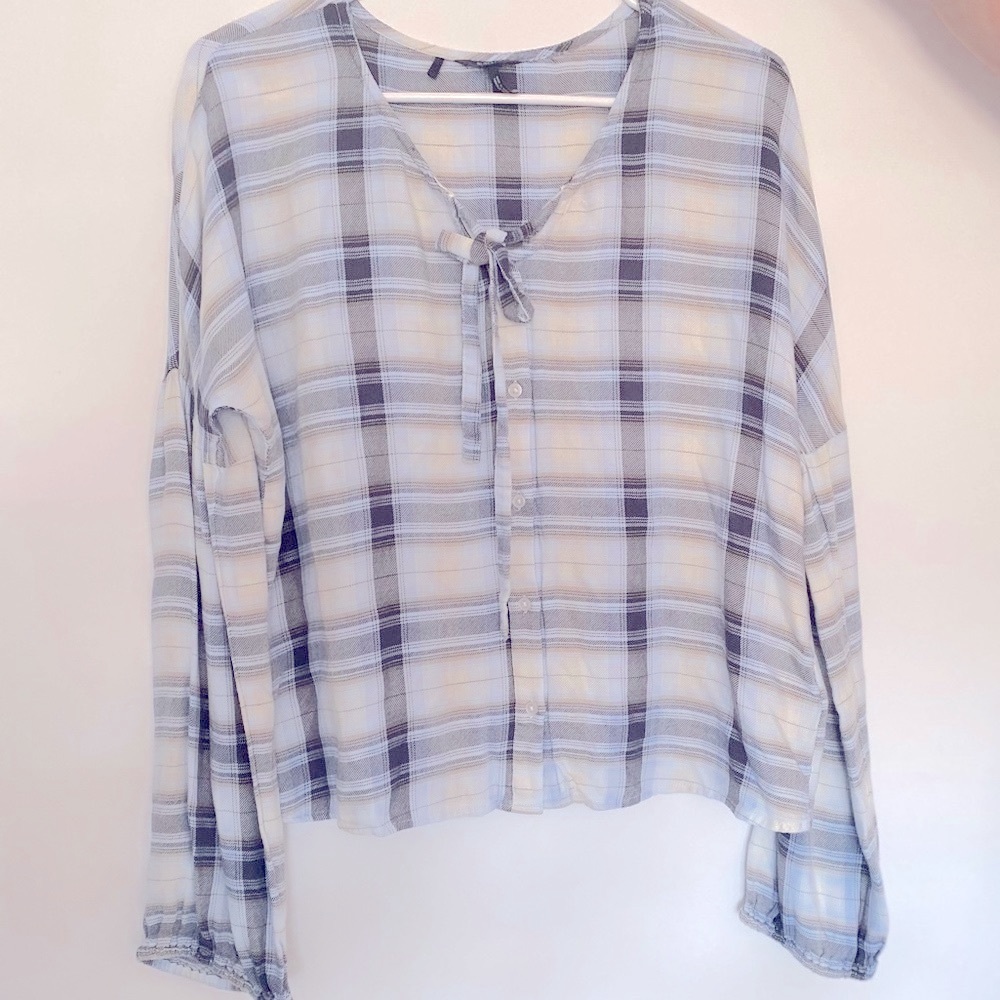 💙BUFFALO💙David Bitton boho peasant top. Size medium.